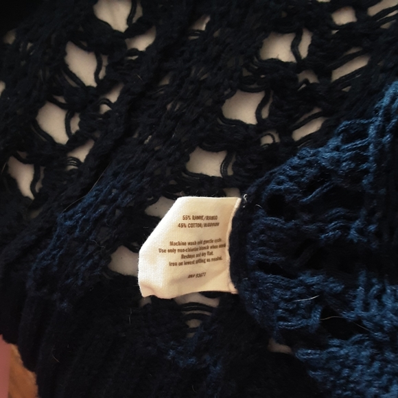 Decree knit cardigan- button up - Picture 3 of 4